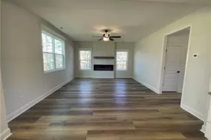 7194 Manassas St, Fayetteville, NC 28304 - Photo 5