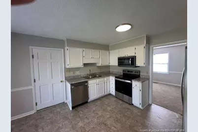 5901 Watercrest Court, Fayetteville, NC 28304 - Photo 9