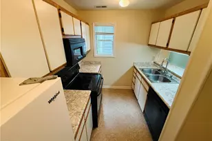 349 Waterdown Dr, Fayetteville, NC 28314 - Photo 5