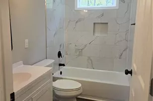 3420 Green Valley Rd, Fayetteville, NC 28311 - Photo 13