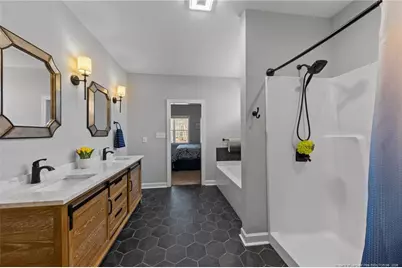 30220 W Lake Drive, Wagram, NC 28396 - Photo 21