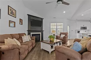 30220 W Lake Dr, Wagram, NC 28396 - Photo 11