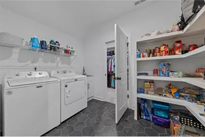 30220 W Lake Drive, Wagram, NC 28396 - Photo 23