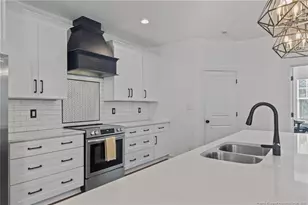 30220 W Lake Dr, Wagram, NC 28396 - Photo 7