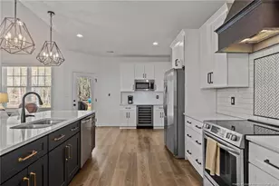 30220 W Lake Dr, Wagram, NC 28396 - Photo 5
