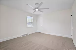 210 W 21st Street N, Lumberton, NC 28358 - Photo 23