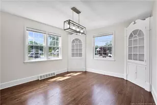 210 W 21st Street N, Lumberton, NC 28358 - Photo 9