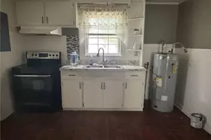 307 S Cedar St, Rowland, NC 28383 - Photo 7