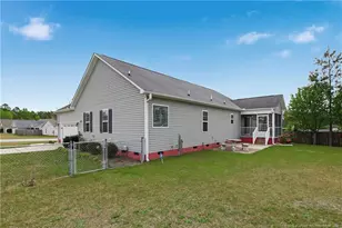 417 Bellgrove Dr, Hope Mills, NC 28348 - Photo 5