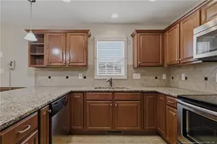 417 Bellgrove Dr, Hope Mills, NC 28348 - Photo 25