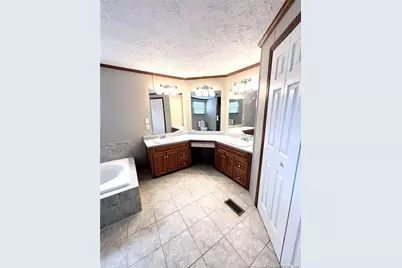 6740 Pine Lane Lane, Parkton, NC 28371 - Photo 11