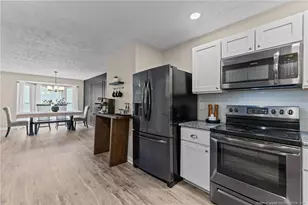 6873 Kingsgate Dr, Fayetteville, NC 28314 - Photo 13