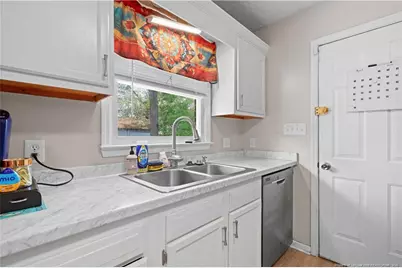 86 Londontown Drive, Spring Lake, NC 28390 - Photo 7