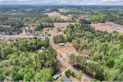 802 Bladen Circle, Fayetteville, NC 28312 - Photo 9