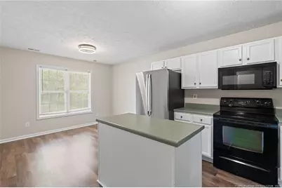 3596 Pioneer Drive, Hope Mills, NC 28348 - Photo 7