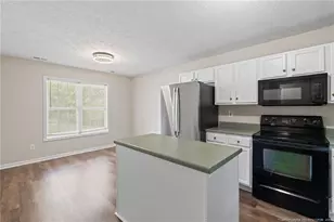 3596 Pioneer Dr, Hope Mills, NC 28348 - Photo 7