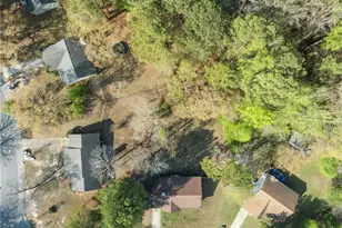 1908 Green Cir, Fayetteville, NC 28304 - Photo 19