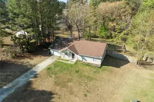 1908 Green Cir, Fayetteville, NC 28304 - Photo 15