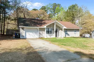 1908 Green Cir, Fayetteville, NC 28304 - Photo 11