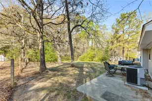 1908 Green Cir, Fayetteville, NC 28304 - Photo 9