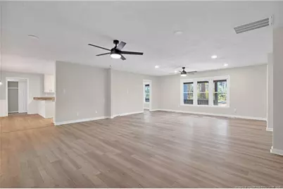 305 E Third Street, Parkton, NC 28371 - Photo 11