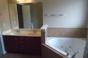 1830 Balmoral Dr, Fayetteville, NC 28304 - Photo 5