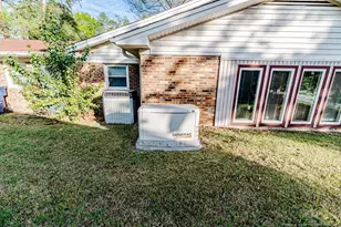 820 Primrose Ln, Sanford, NC 27330 - Photo 29