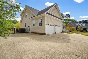 605 Longwood Pl, Fayetteville, NC 28314 - Photo 3