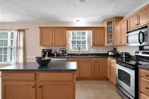 5330 Wallbrook Dr, Fayetteville, NC 28306 - Photo 13