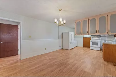 344 S 4th Street, Saint Pauls, NC 28384 - Photo 7