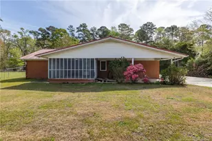 344 S 4th St, Saint Pauls, NC 28384 - Photo 29