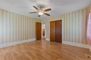 344 S 4th St, Saint Pauls, NC 28384 - Photo 17