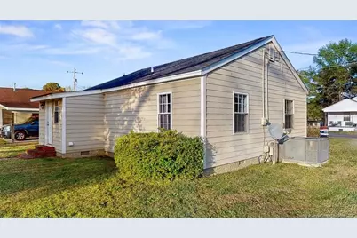 106 County Avenue, Dunn, NC 28334 - Photo 3