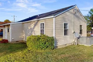 106 County Ave, Dunn, NC 28334 - Photo 3