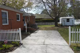 2705 N Rowland Ave, Lumberton, NC 28358 - Photo 9