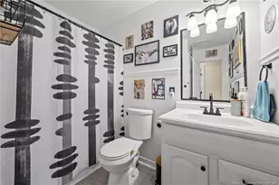 3883 W Wilson St, Farmville, NC 27828 - Photo 21