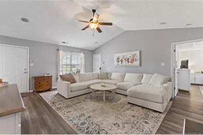 122 Raymond Street, Raeford, NC 28376 - Photo 9