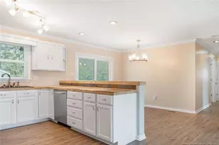 1939 Shiloh Dr, Fayetteville, NC 28304 - Photo 5