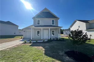 512 Bartley St, Vass, NC 28394 - Photo 7