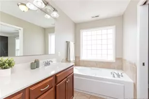 554 Thorncliff Dr, Raeford, NC 28376 - Photo 15