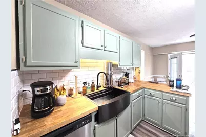 6873 Brasswood Drive, Fayetteville, NC 28314 - Photo 9