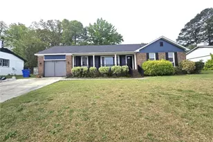 6873 Brasswood Dr, Fayetteville, NC 28314 - Photo 3