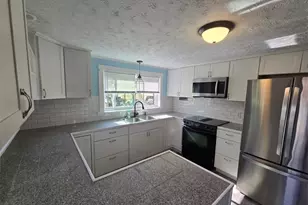 219 E Clinton Rd, Autryville, NC 28318 - Photo 7