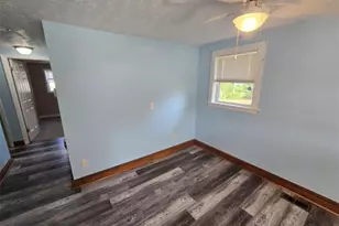 219 E Clinton Rd, Autryville, NC 28318 - Photo 9