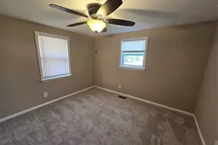 219 E Clinton Rd, Autryville, NC 28318 - Photo 11