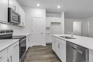 97 Discovery Wy, Spring Lake, NC 28390 - Photo 5