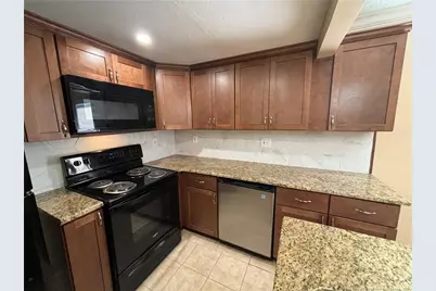 931 Fleetwood Drive, Fayetteville, NC 28305 - Photo 11