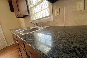 278 Crabapple Cir, Fayetteville, NC 28303 - Photo 9