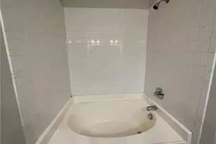 8240 Frenchorn Ln, Fayetteville, NC 28314 - Photo 17