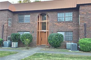 629 Gables Ct, Fayetteville, NC 28301 - Photo 7